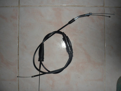 Cable accélrateur DERBI après 2000