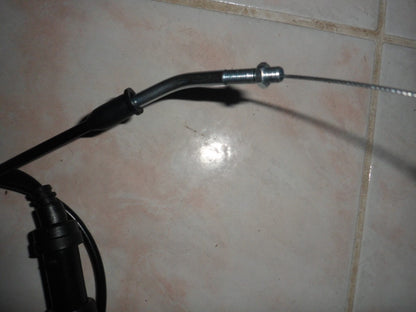 Cable accélrateur DERBI après 2000