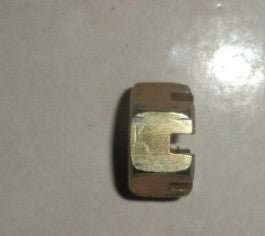 Ecrou créneau M14 pas 125